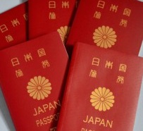 日本人として生きるには？外国人に住みにくい国－「永住資格と日本国籍」