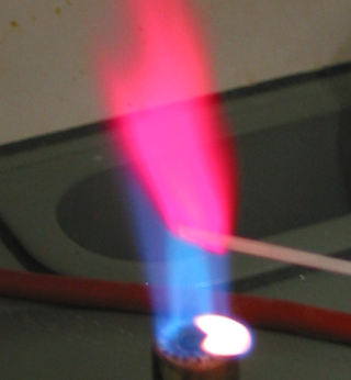 金属の炎の成分：多彩な光を発して燃える金属と炎色反応　－火のしくみ（３）